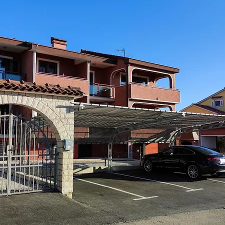 Apartment Marla Porec